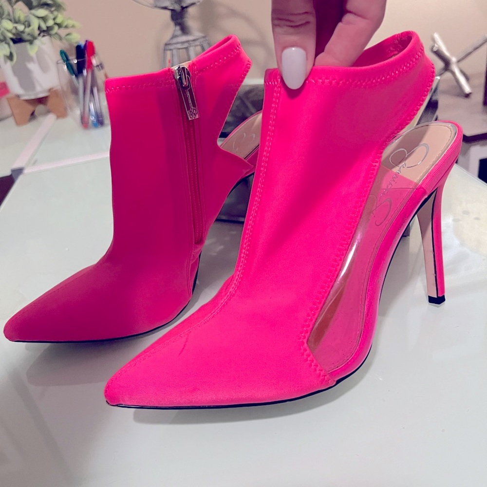 Worn 1x!! LIKE NEW Jessica Simpson hot pink heels (Size 8)